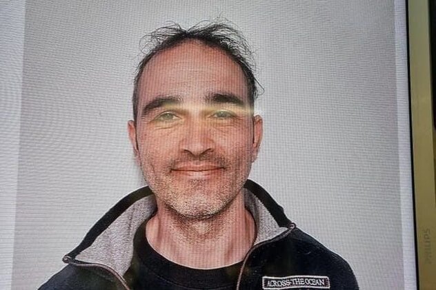 Osoba koju policija sumnjiči za zločin (Foto: Twitter)