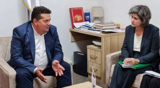 Sastanak Stevandića i Deborah Mennuti