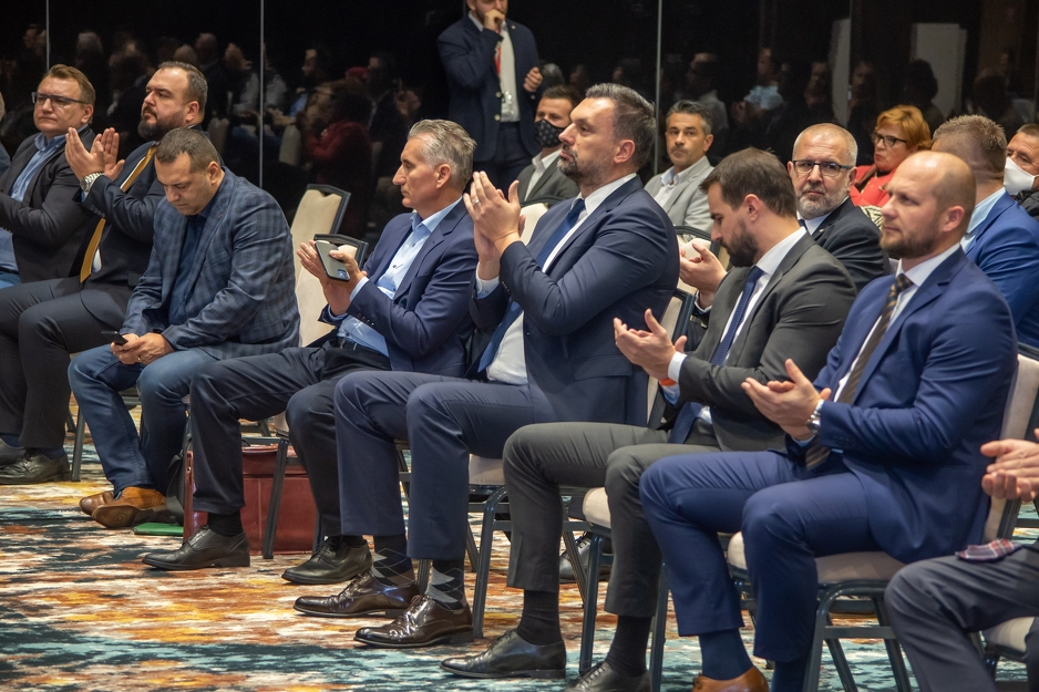 Rukovodstvo NiP-a (Foto: NiP)