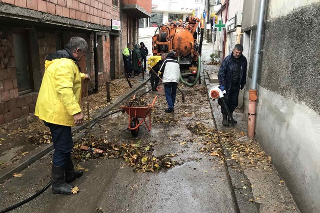 Očišćeni odvodi u pojedinim starogradskim ulicama (Foto: Općina Stari Grad)