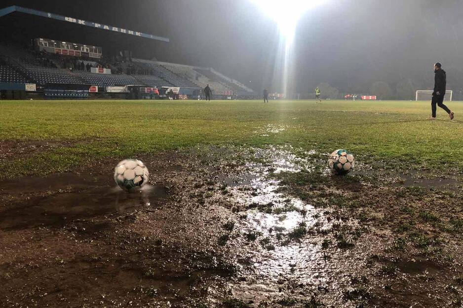Blatnjavi dio terena na kojem su uslovi za igru apsolutno nemogući