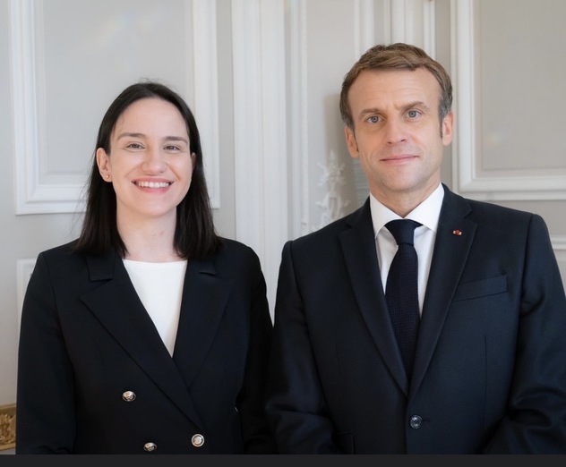 Benjamina Karić i Emmanuel Macron (Foto: Grad Sarajevo)