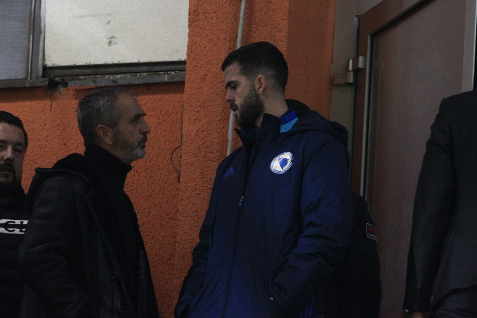 Pjanić u društvu oca Fahrudina (Foto: NS BiH)