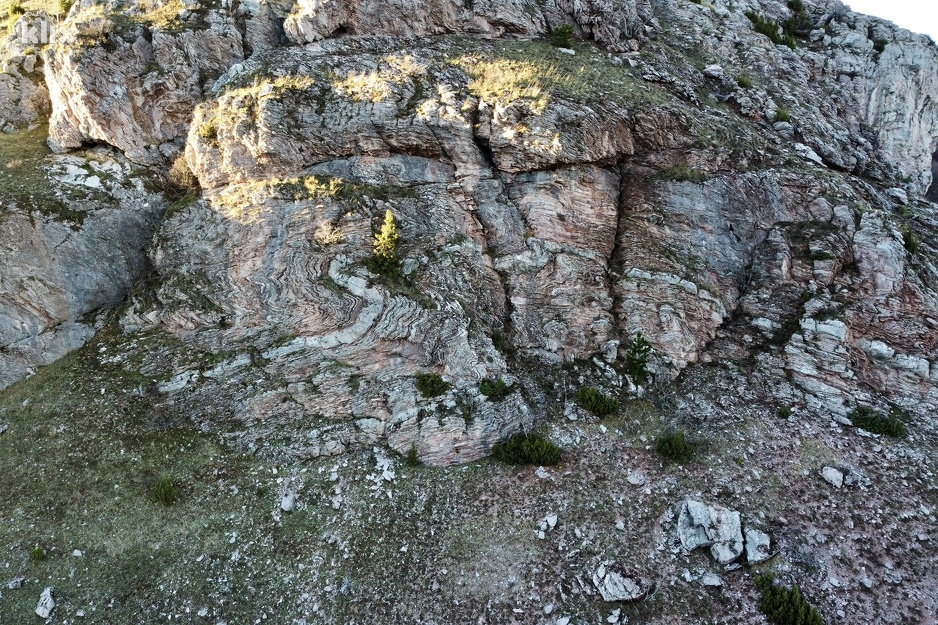 Skamenjenu aždaju moguće je vidjeti i danas (Foto: D. S./Klix.ba)