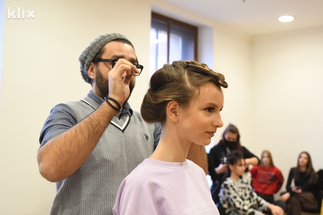 Pripreme za modnu reviju "Priča o nama" (Foto: D. S./Klix.ba)