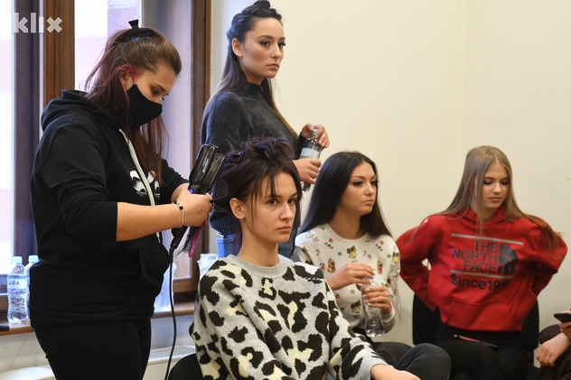 Pripreme za modnu reviju "Priča o nama" (Foto: D. S./Klix.ba)