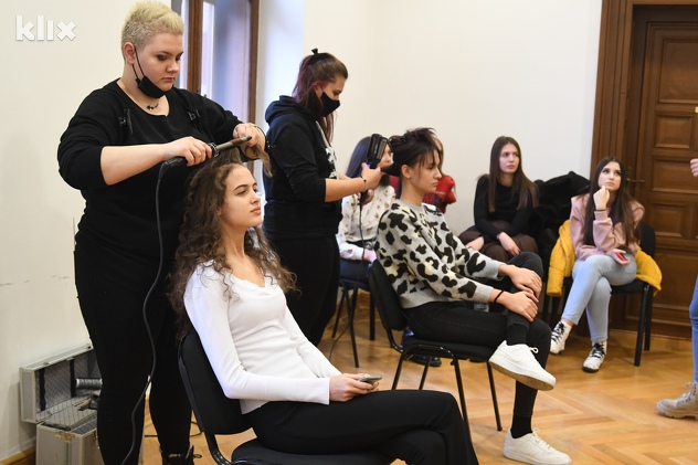 Pripreme za modnu reviju "Priča o nama" (Foto: D. S./Klix.ba)