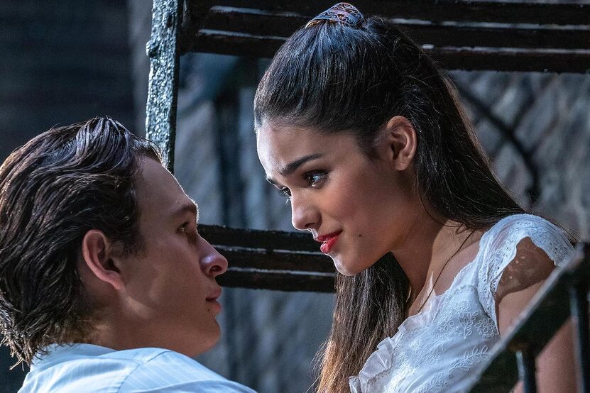 Ansel Elgort i Rachel Zegler u filmu West Side Story