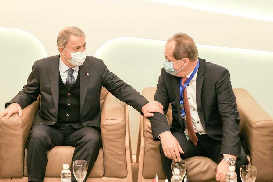 Akara na aerodromu dočekao ministar Sifet Podžić (Foto: msb.gov.tr)