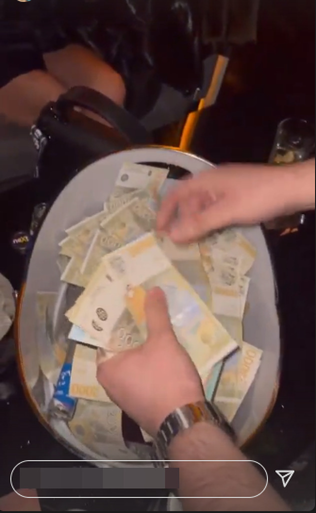 'Iskeširali' novac u brod pića