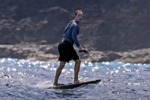 Zuckerberg pretjerao s kremom (Foto: YouTube Screenshot)