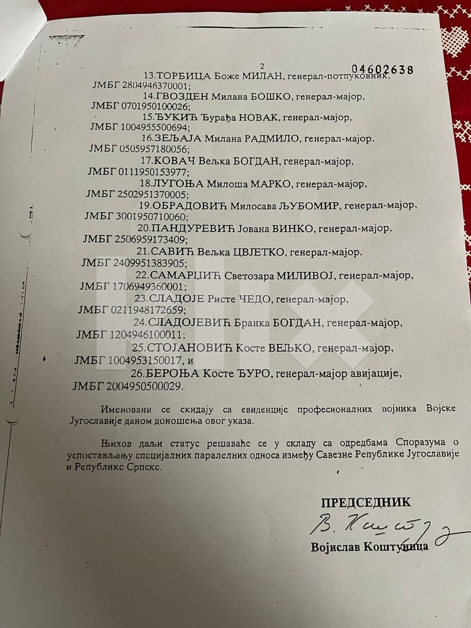 Ukaz o izuzimanju iz evidencije profesionalnih vojnika Vojske Jugoslavije (Foto: Klix.ba)