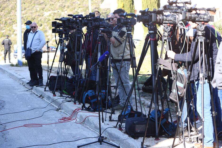 Domaći i regionalni mediji nisu dočekali rješenje (Foto: Pixsell/Denis Kapetanovic)