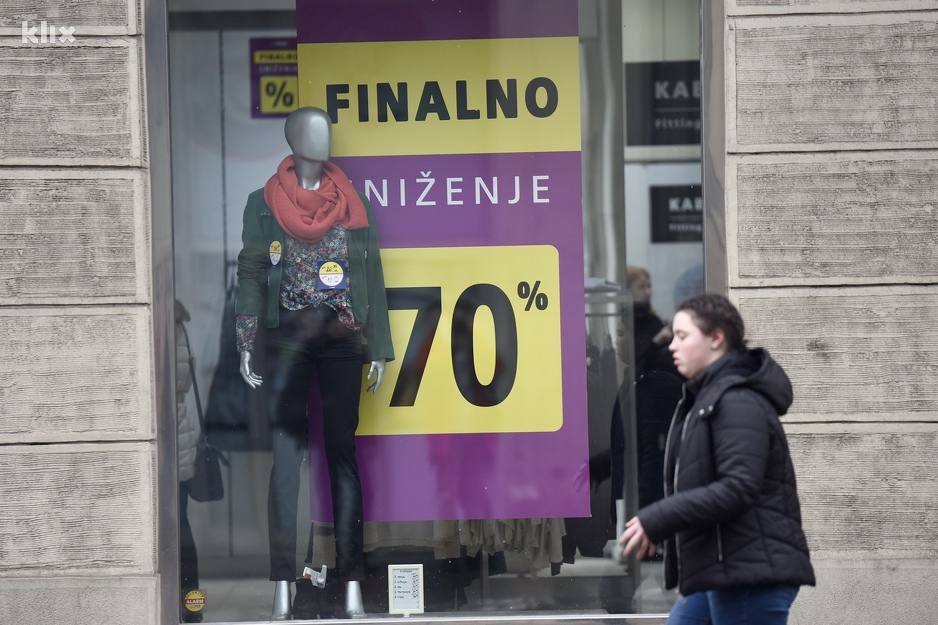 Pojedini proizvodi sniženi su i za 70 posto (Foto: T. S./Klix.ba)