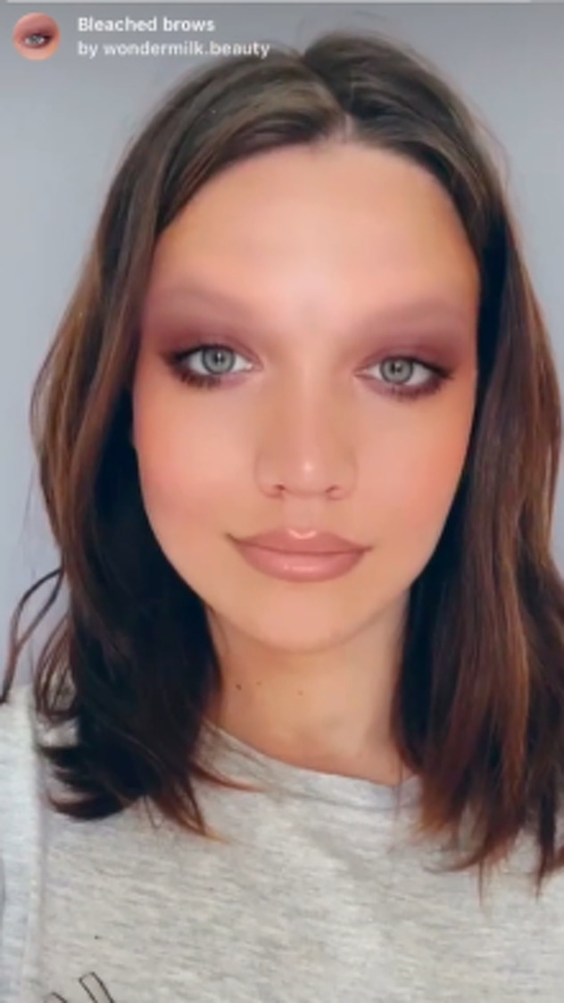 Filter na TikToku koji omogućuje da vidite kako izgledate sa svjetlim obrvama