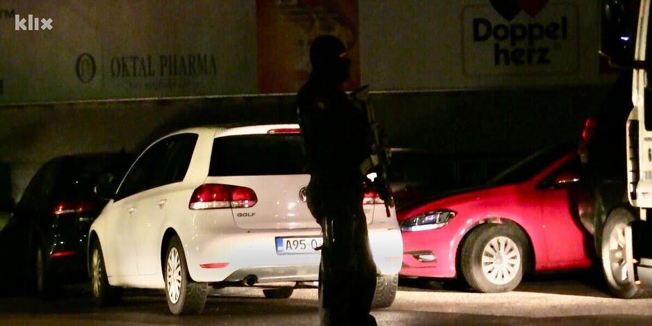 Hapšenje na Koševu u Sarajevu (Foto: Klix.ba)