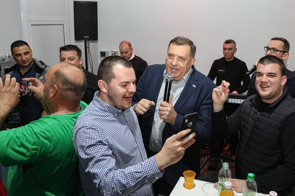 Sa sinoćnje proslave (Foto: Facebook/SNSD)