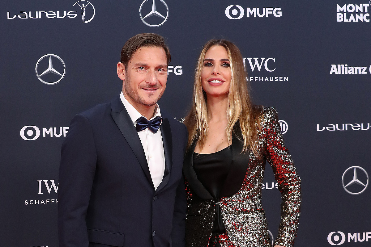 Slavni Italijanski Par Pred Razvodom Mediji Tvrde Da Totti Vec Ima Drugu Djevojku Slavni Italijanski Par Pred Razvodom Mediji Tvrde Da Totti Vec Ima Drugu Djevojku