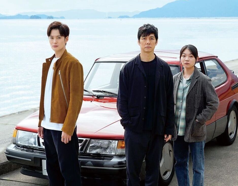 Masaki Okada, Hidetoshi Nishijima i Toko Miura u filmu