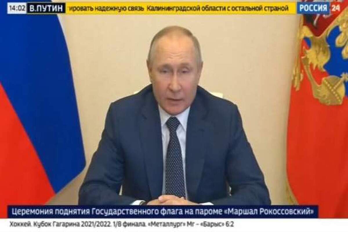 Putin se obraća na sjednici vlade