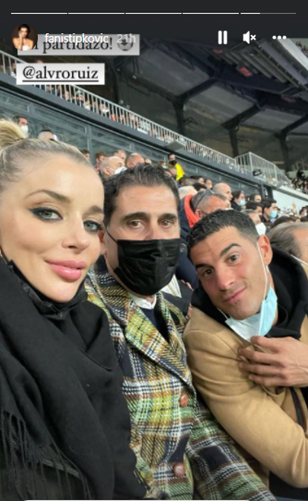 Fani je sa svojim dečkom i njegovim sinom sinoć pratila utakmicu Lige prvaka (Foto: Instagram)