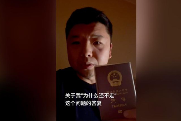 Na mrežama svakodnevno je izvještavao o dešavanjima u zemlji u kojoj i sam živi