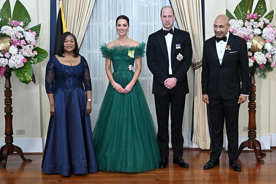 Kate Middleton i princ William na svečanosti na Bahamima
