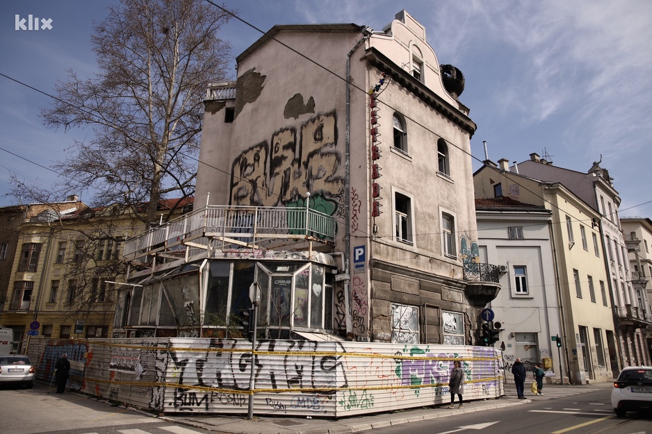Objekat je trenutno u ruševnom stanju (Foto: I. L./Klix.ba)