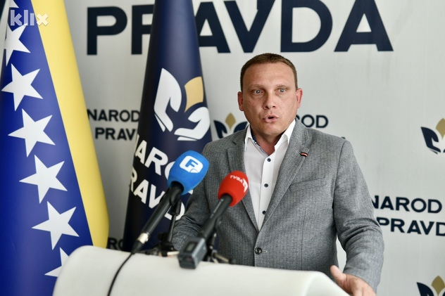 Nedim Čivić, član predsjedništva NiP-A (Foto: T. S./Klix.ba)