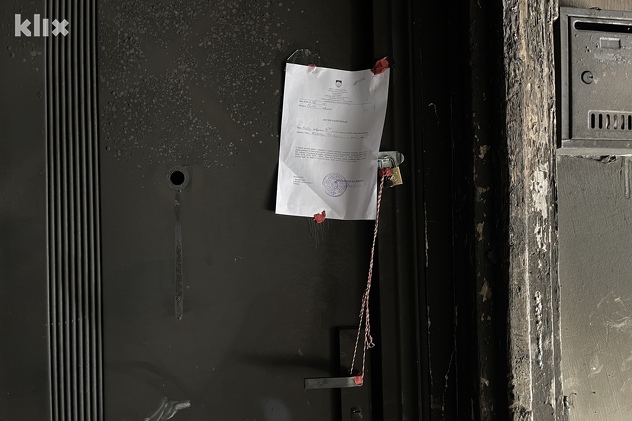 Unutrašnjost zgrade nakon požara (Foto: I. Š./Klix.ba)