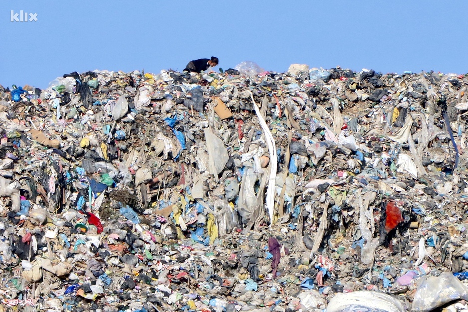 Deponija Grabovac u Gračanici veliki je ekološki problem (Foto: A. K./Klix.ba)