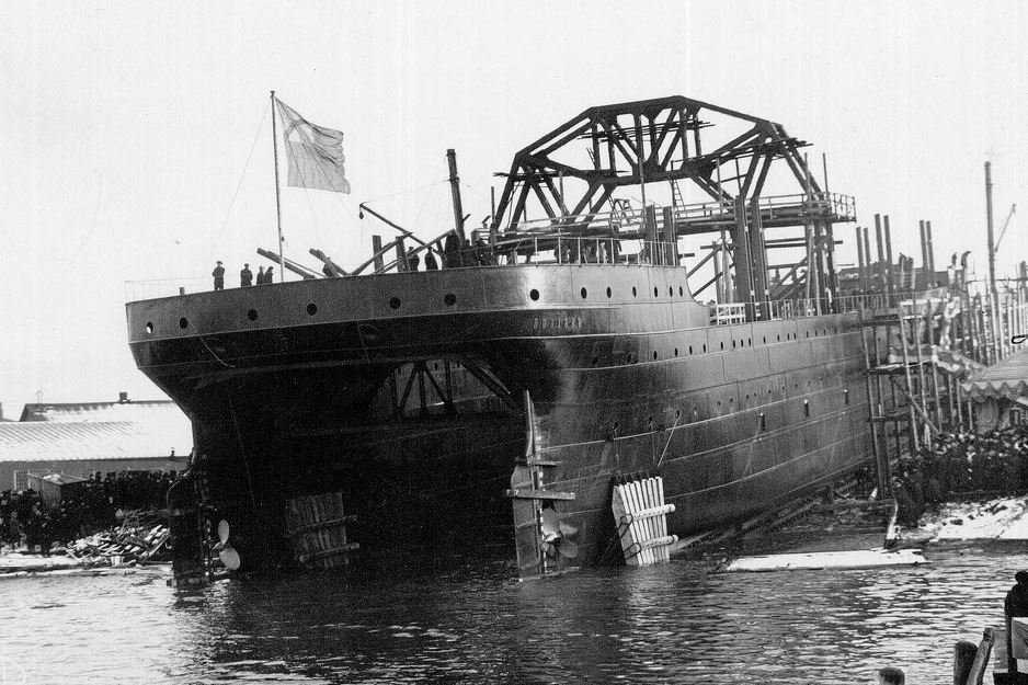 Poniranje broda 17. novembra 1913. godine