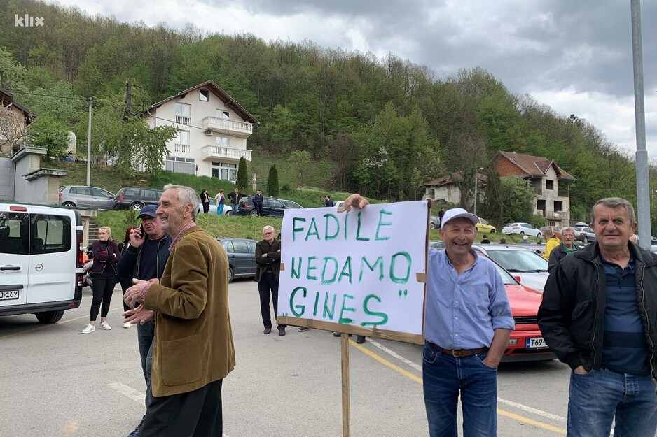 Radnici smatraju da Vlada FBiH smjenjuje upravu Ginexa bez razloga (Foto: Klix.ba)