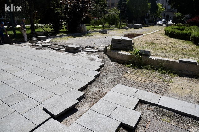 Nastavljena sanacija Trga oslobođenja - Alija Izetbegović (Foto: T. S./Klix.ba)