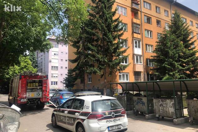 Požar u stambenoj zgradi u sarajevskom naselju Grbavica (Foto: Klix.ba)