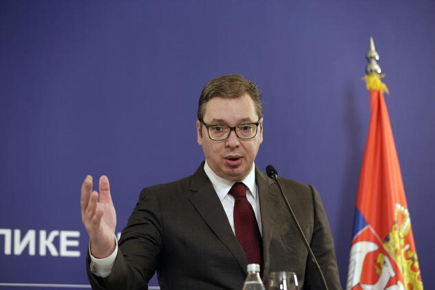 Vučić i dalje nastoji balansirati između Istoka i Zapada (Foto: EPA-EFE)