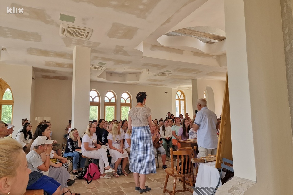 Ukrajinci mole za mir (Foto: Klix.ba)