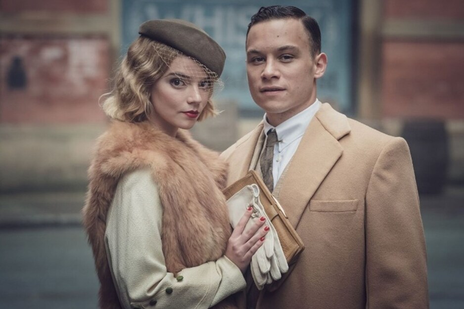 Anna Taylor Joy i Finn Cole