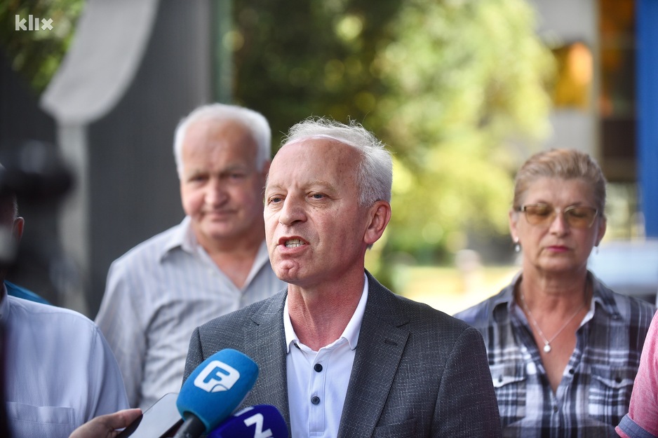 Predsjednik Saveza samostalnih sindikata BiH Mevludin Bektić (Foto: T. S./Klix.ba)