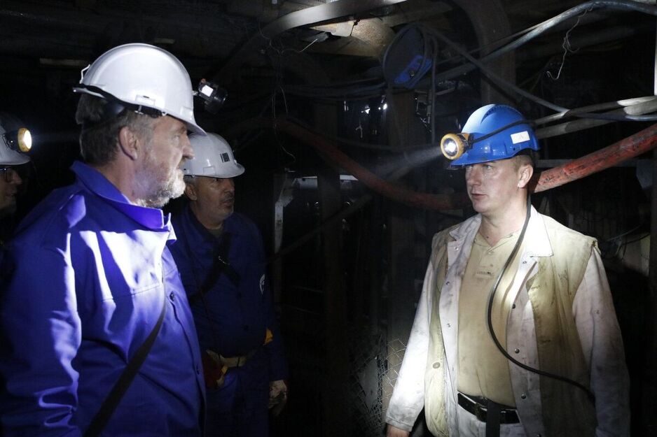 Foto: FENA / Izetbegović u rudarskoj jami u Kaknju