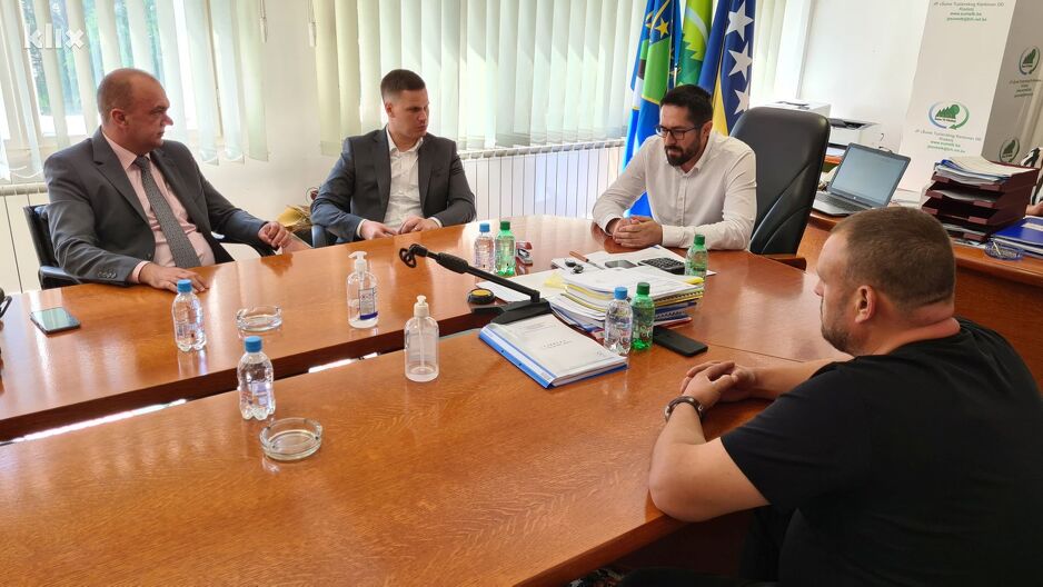 Detalj sa sastanka u Šumama TK (Foto: Vlada TK)