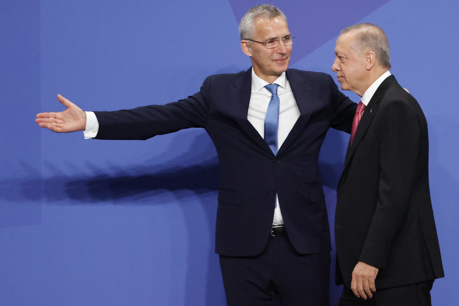 Erdogan zahtjevima naročito namučio Jensa Stoltenberga (Foto: EPA-EFE)