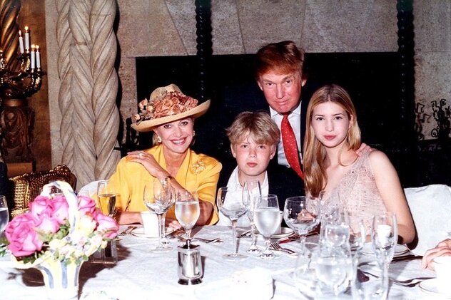 Ivana i Donald sa djecom (Foto: Twitter)