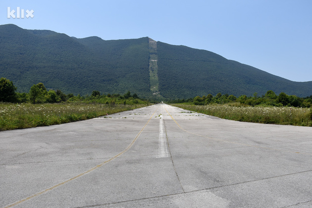 Uništena šuma na Plješevici i jedna od pista na bh. strani (Foto: E. M./Klix.ba)