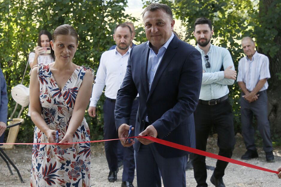 S otvorenja pogona firme Kokoda Breza (Foto: FENA)