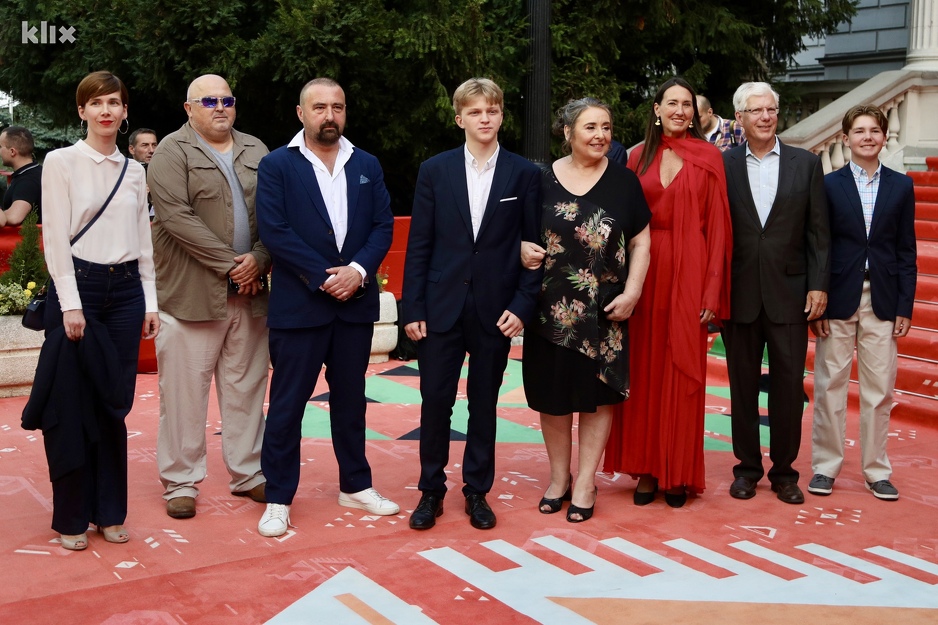 Ekipa dokumentarnog filma