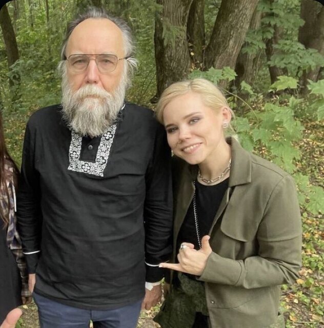 Aleksandar Dugin i ubijena Darija (Foto: Twitter)