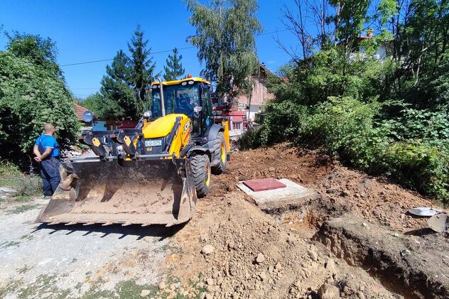 Radovi tokom izgradnje priključka za vodu (Foto: Općina Stari Grad)