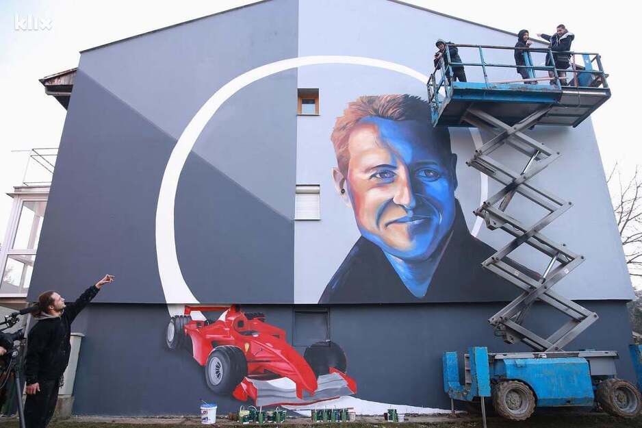 Mural posvećen legendarnom vozaču Formule 1 Michaelu Schumacheru, Aerodromsko naselje (Sarajevo) (Foto: Klix.ba)