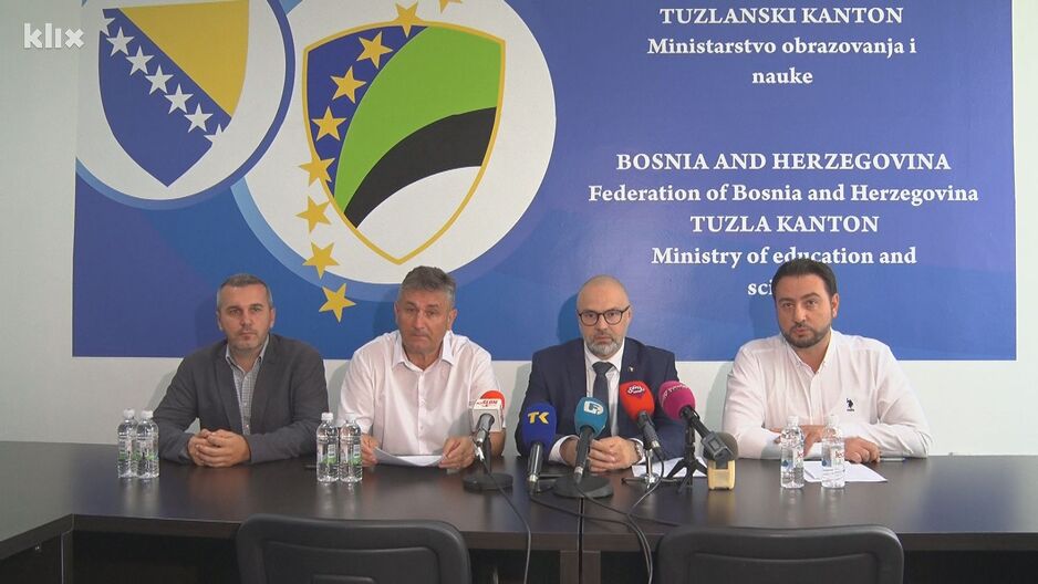 Detalj tokom predstavljanja pravilnika u Tuzli (Foto: Klix.ba)